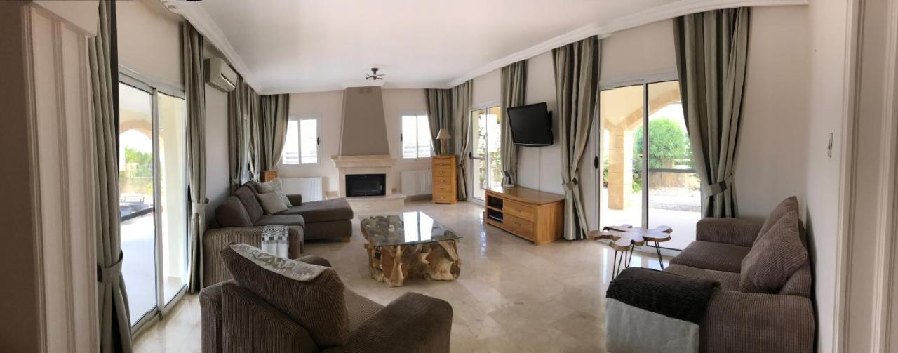 Вілла Casa Santos Kyrenia Кіренія Екстер'єр фото