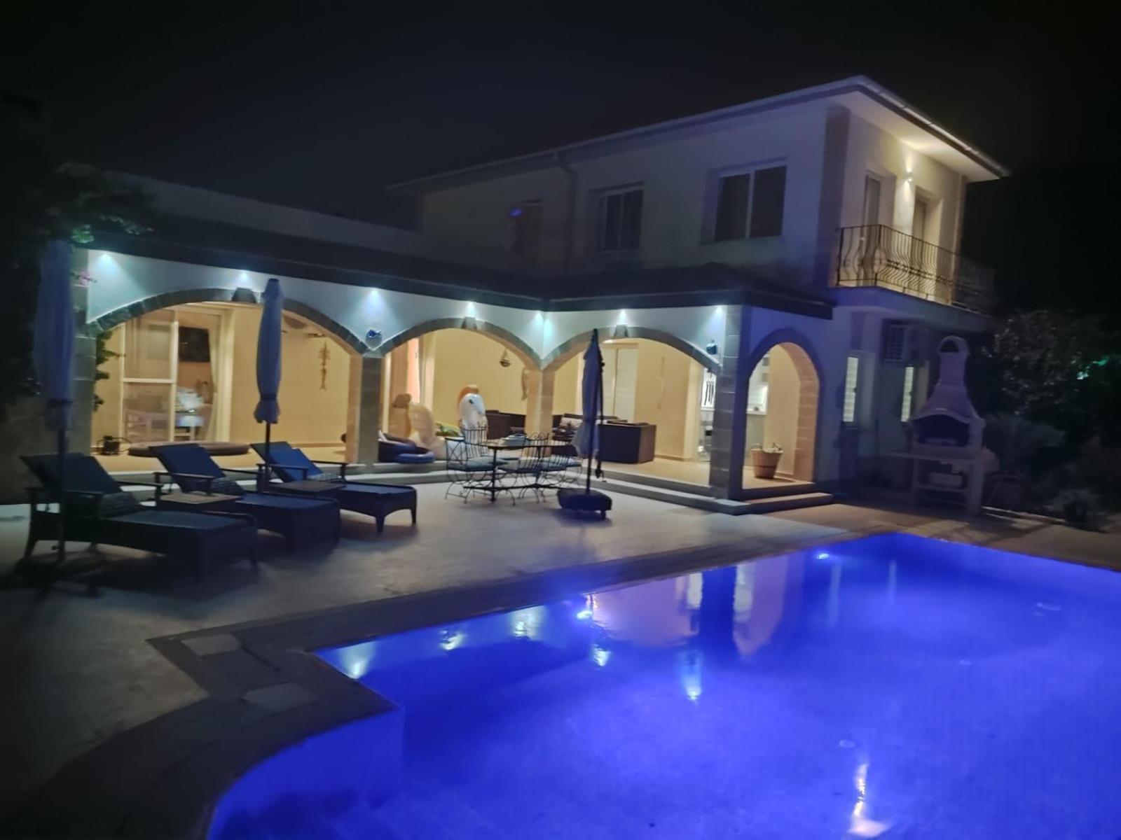 Вілла Casa Santos Kyrenia Кіренія Екстер'єр фото